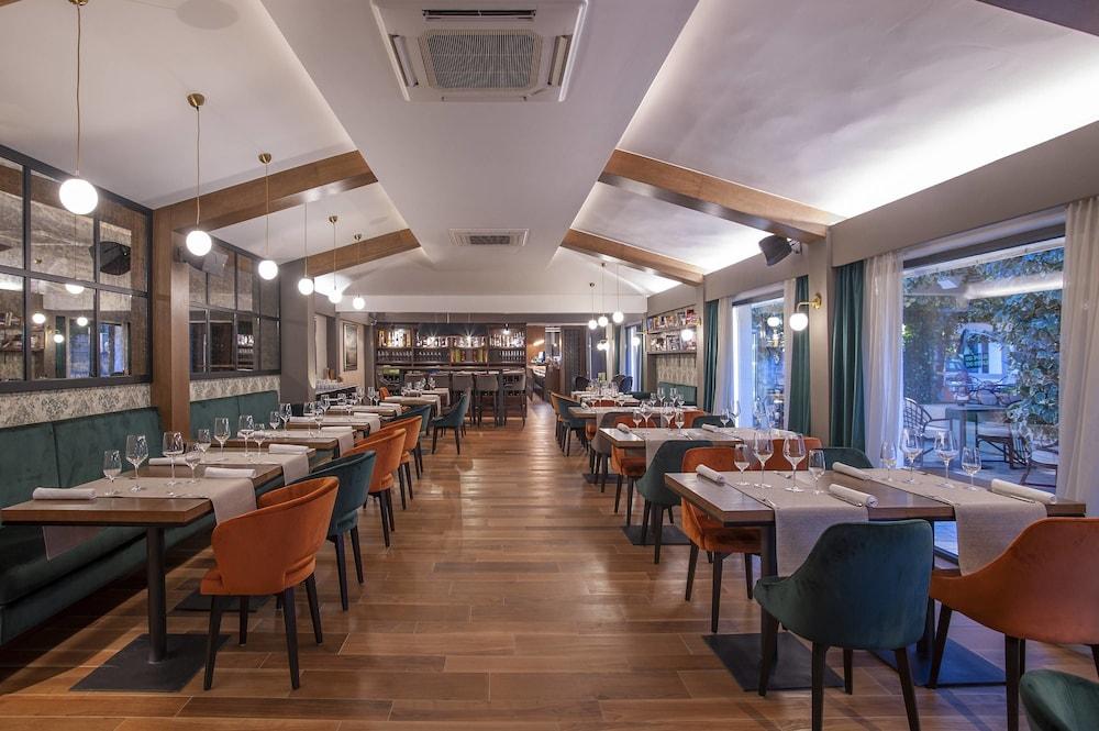 Hotel Admiral Budva Ngoại thất bức ảnh